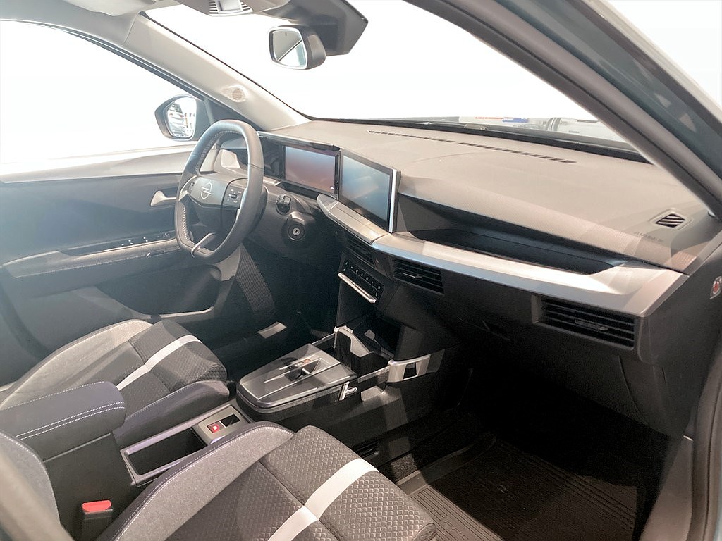 Bild på GS Hybrid 136hk - DEMO