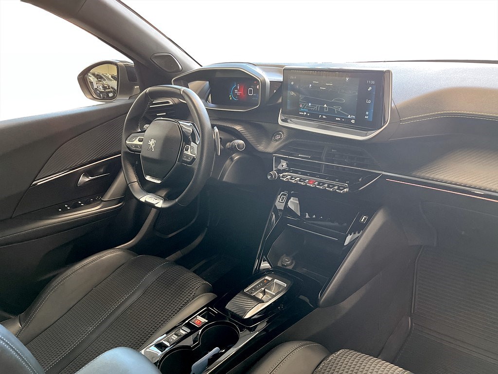 Bild på GT 1.2 PT 130hk Aut - B-KAMERA, CARPLAY