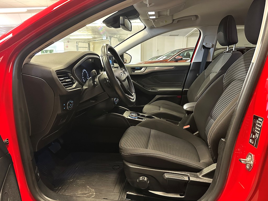 Bild på Kombi 1.0 EcoBoost 125hk Aut - B-KAMERA, CARPLAY