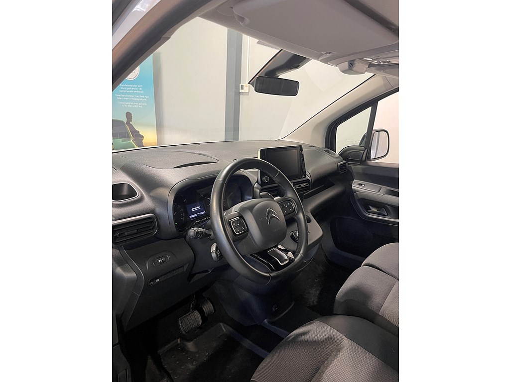 Bild på Premium Business 1.5 BHDI 130hk Aut L2 - DRAG, M-VÄRMARE