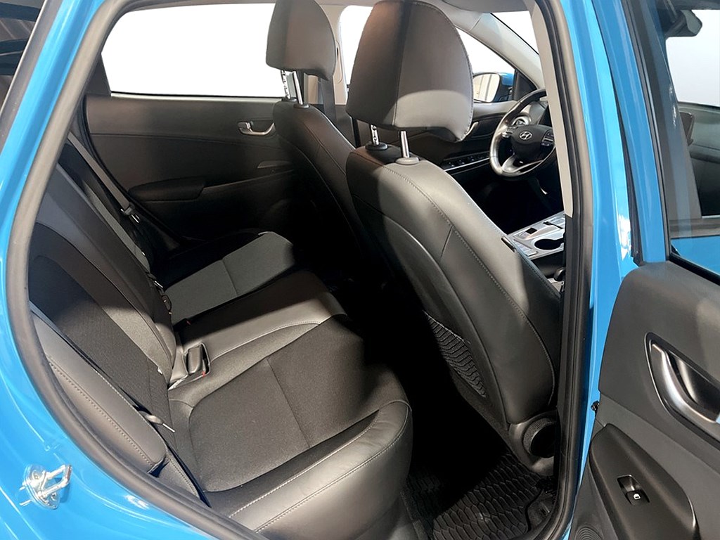 Bild på Essential 39.2 kWh 136hk Aut - B-KAMERA, CARPLAY