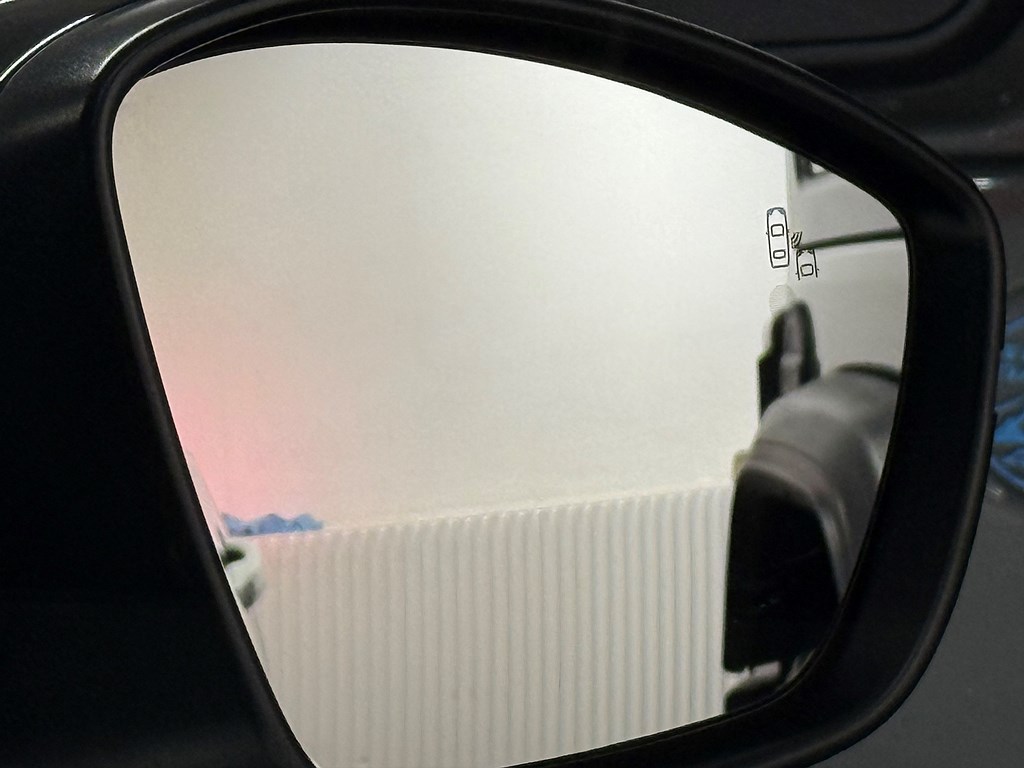 Bild på Ultimate 50kWh 136hk Aut - B-KAMERA, NAV, CARPLAY