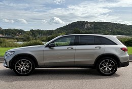 Mercedes-Benz GLC 300 de 4M / AMG / Drag / 20" / Distronic / Nyservad