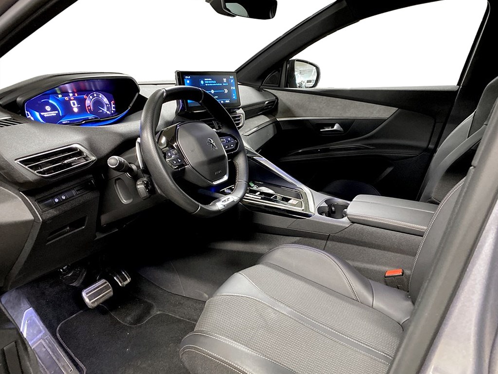 Bild på GT 1.2 PT 130hk Aut - B-KAMERA, CARPLAY