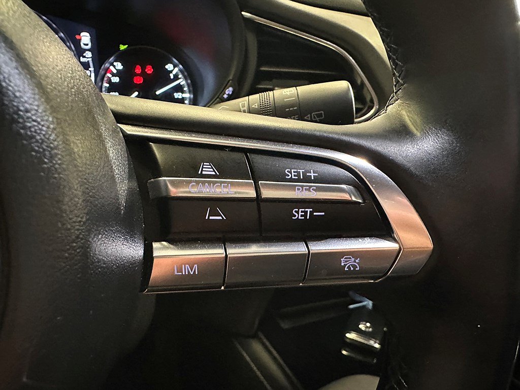 Bild på 2.0 SKYACTIV-X M Hybrid 150hk - B-KAMERA, NAVI