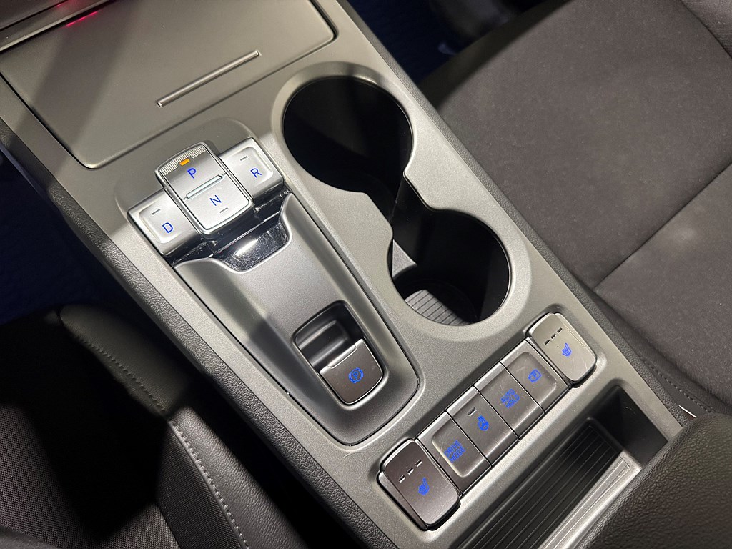 Bild på Electric Essential 39kWh 136hk Aut - B-KAMERA, CARPLAY