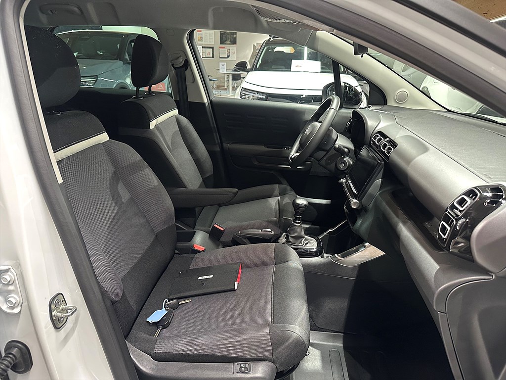 Bild på Feel 1.2 PT 110hk - CARPLAY, BACKSENSORER