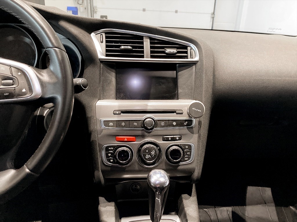 Bild på 1.2 e-THP 130hk Aut - BACKSENSORER