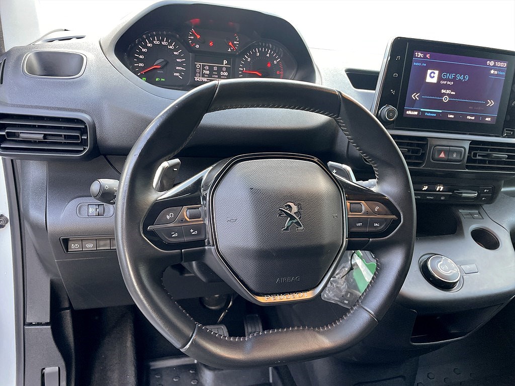Bild på PRO+ 1.5 BHDi 130hk Aut L2 - DRAG, VÄRMARE