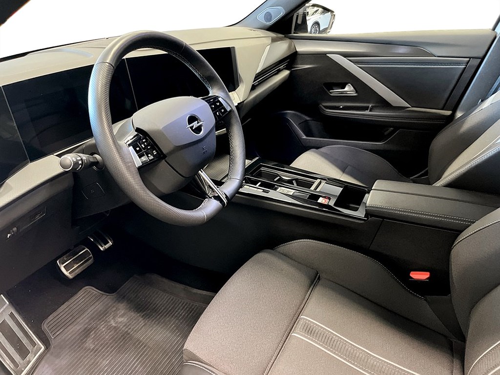 Bild på ST GS 1.2 PT 130hk Aut - B-KAMERA,CARPLAY,RATTVÄRME