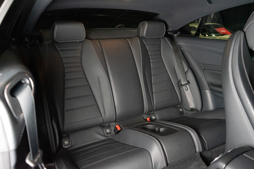 Mercedes-Benz E 450 4Matic AMG Coupé 367hk