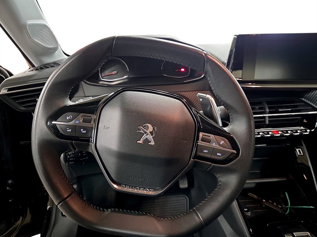 Bild på Active Pack 1.2 PT 100hk Aut - CARPLAY, FARTHÅLLARE