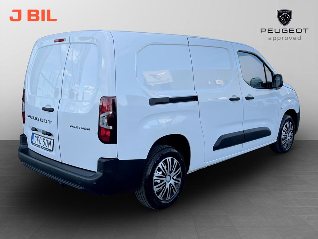 Bild på 1.5 BlueHDi 130hk Aut L2 - DRAG, B-KAMERA