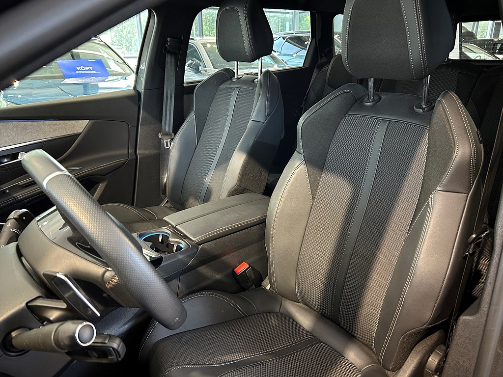 Bild på GT 1.2 PT 130hk Aut - 7-SITS, B-KAMERA, CARPLAY