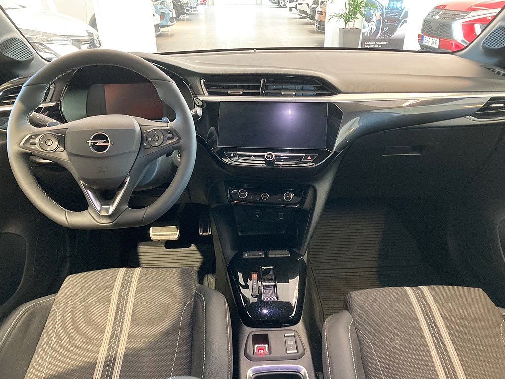 Bild på GS 1.2 EAT 130h Aut - B-KAMERA,CARPLAY