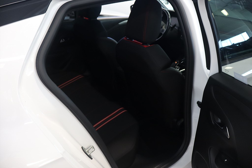 Bild på GSI 50kWh 136hk Aut - B-KAMERA,CARPLAY,RATTVÄRME