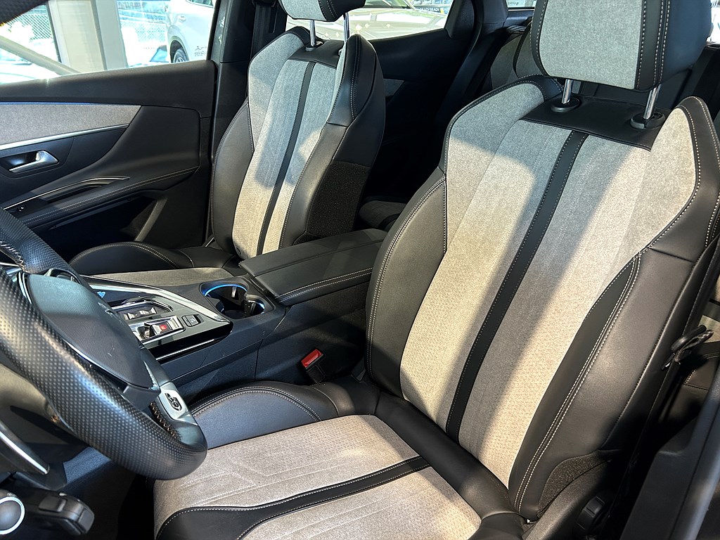 Bild på GT Hybrid4 300hk Aut AWD - B-KAMERA, CARPLAY
