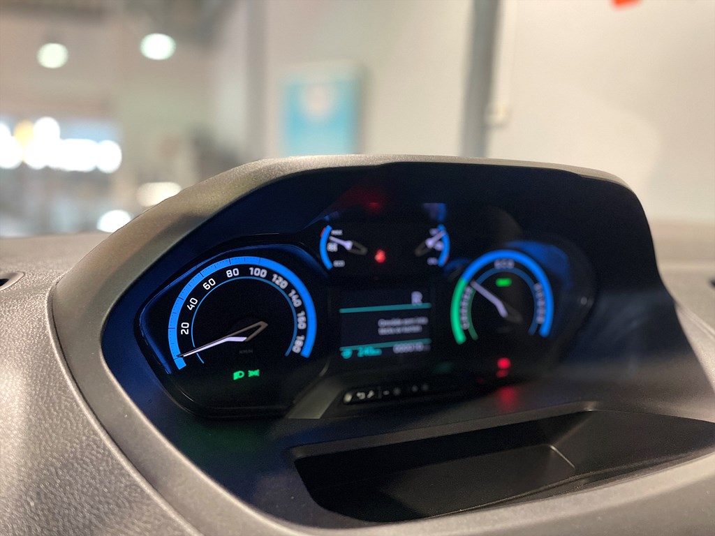 Bild på PRO+ 50kWh 136hk Aut L1 - B-KAMERA, NAV