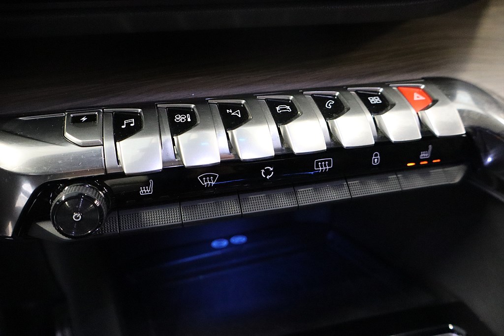 Bild på GT Ultimate Business Hybrid 225hk Aut - 360-KAMERA, NAV