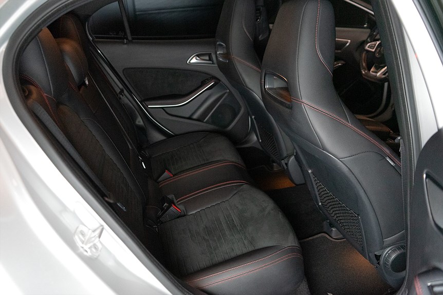 Mercedes-Benz GLA 200 AMG 156hk