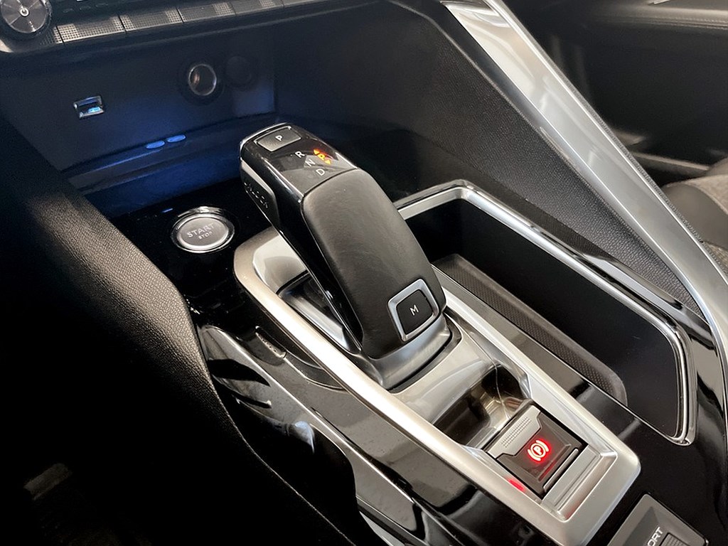 Bild på Allure 1.2 PT 130hk Aut - B-KAMERA,CARPLAY,NAVI