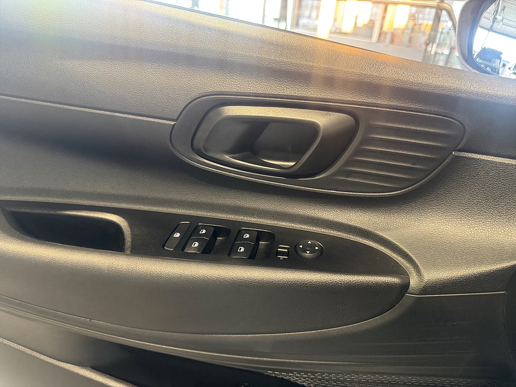 Bild på Essential 1.2 MPi 84hk - CARPLAY, RATTVÄRME