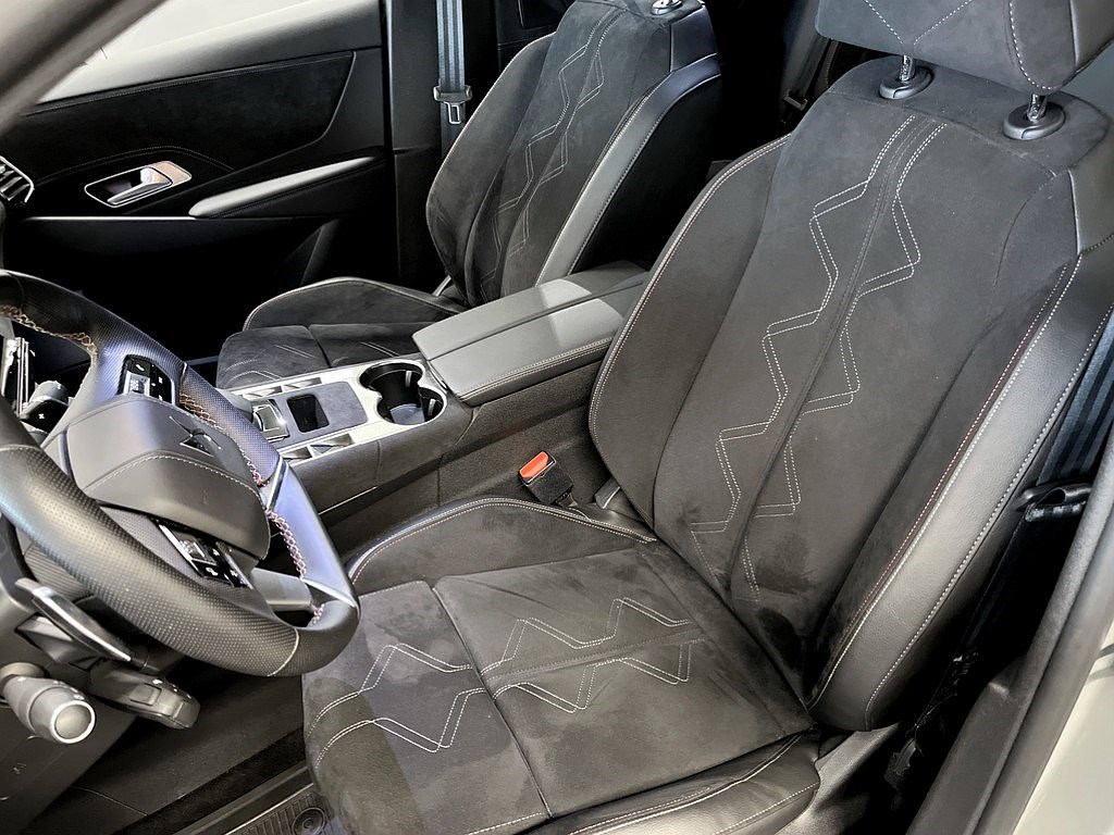 Bild på E-Tense Performance Line+ 300hk Aut AWD - 360-KAMERA, CARPLAY, M-VÄRM
