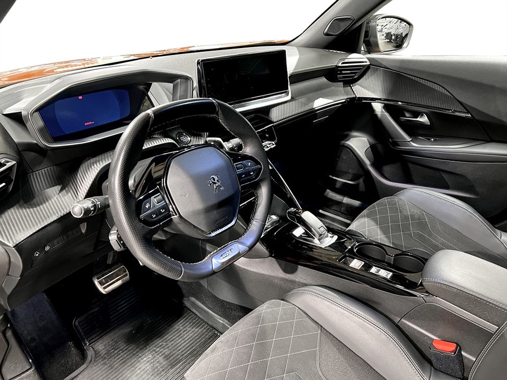 Bild på GT 1.2 PT 155hk Aut - NAV,B-KAMERA,CARPLAY