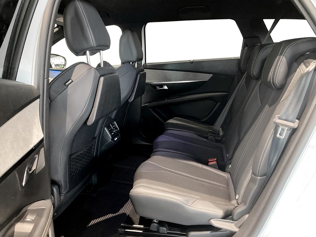 Bild på GT Black Pack 1.2 PT 130hk Aut - 7-SITS,B-KAMERA,EN ÄGARE