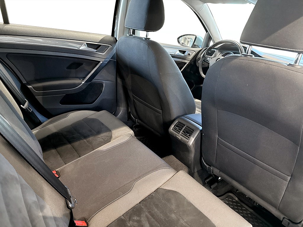 Bild på Alltrack 2.0 TDI 4Motion 184hk Aut AWD - B-KAMERA, CARPLAY