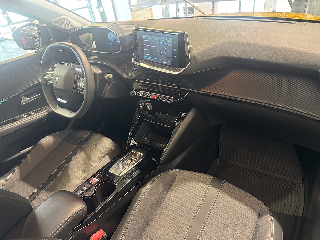 Bild på Allure Pack 50kWh 136hk Aut - B-KAMERA, CARPLAY