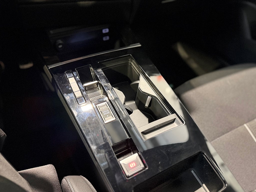 Bild på ST GS 1.2 PT 130hk Aut - B-KAMERA, CARPLAY, RATTVÄRME