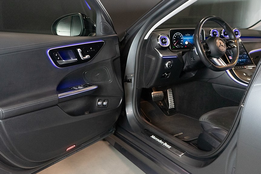 Mercedes-Benz C 300 e AMG Night Premium 313hk
