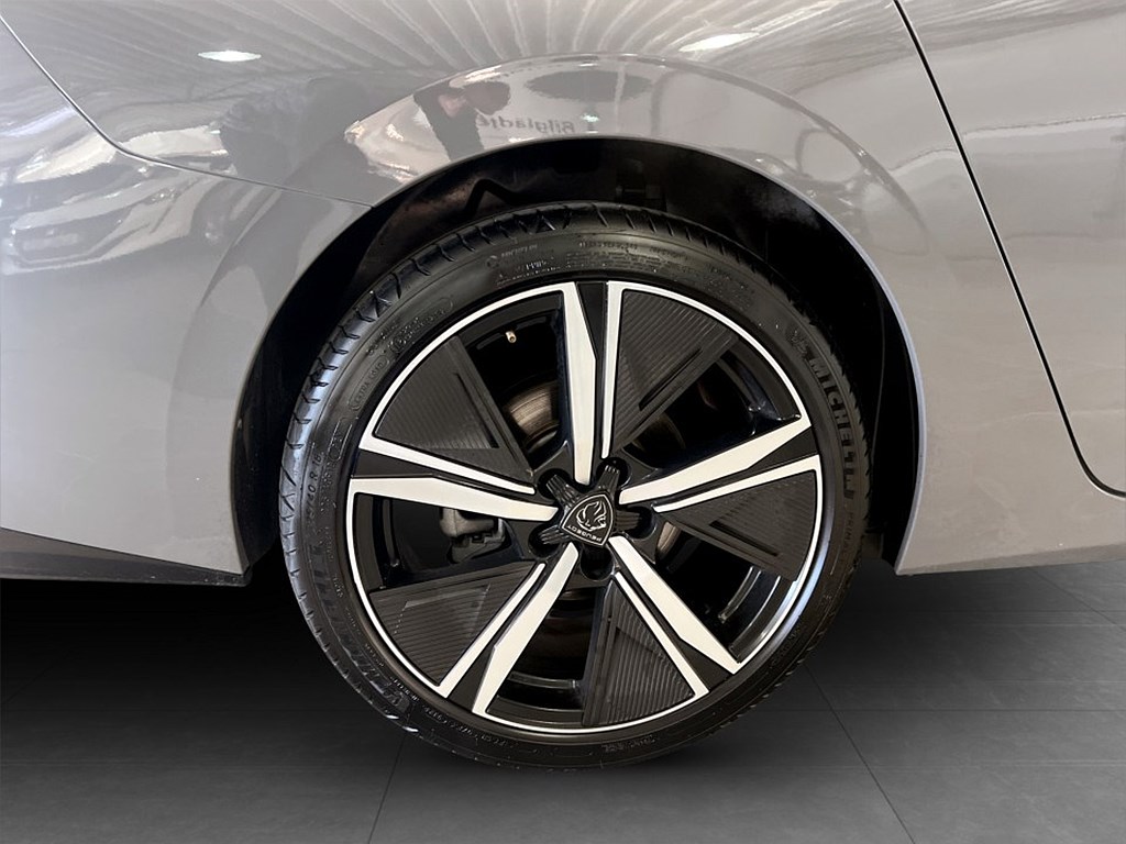 Bild på SW GT 1.2 PT 130hk Aut - 360-KAMERA, CARPLAY