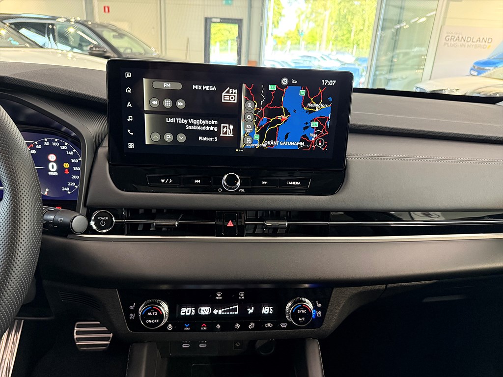 Bild på Instyle PHEV Aut 4WD - DEMO