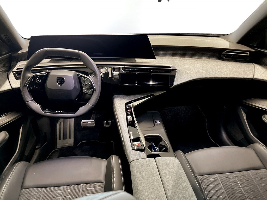 Bild på GT Hybrid 145hk Aut - B-KAMERA,CARPLAY,NAV