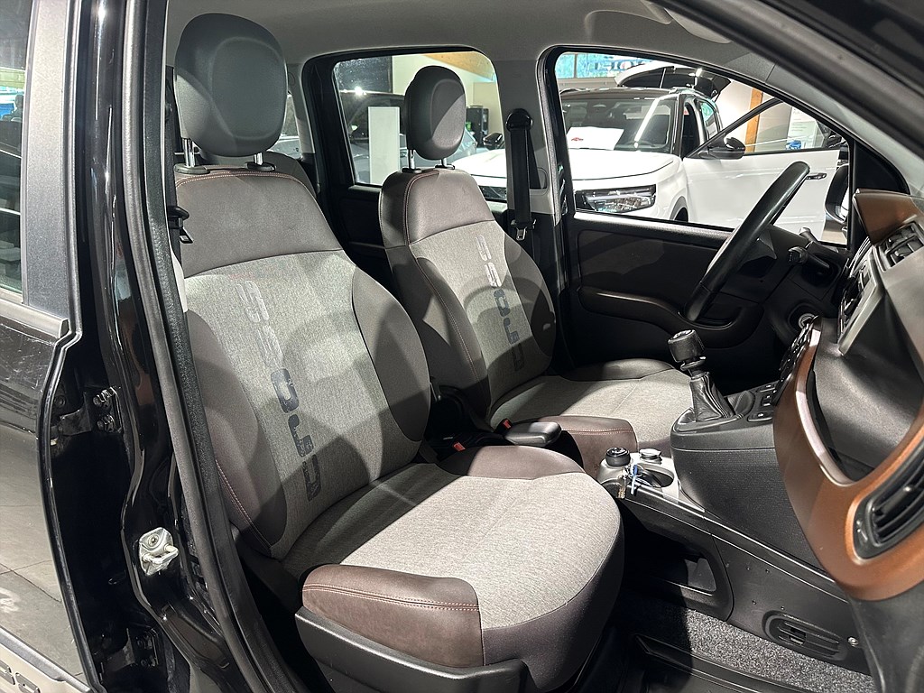 Bild på Cross 0.9 TwinAir 90hk AWD - M-VÄRM, DRAG, AUX