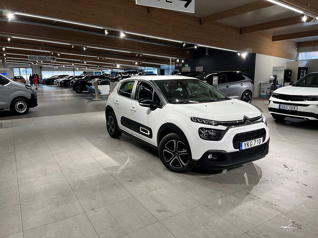Feel 1.2 PT 82hk - NAV, P-SENSORER, CARPLAY