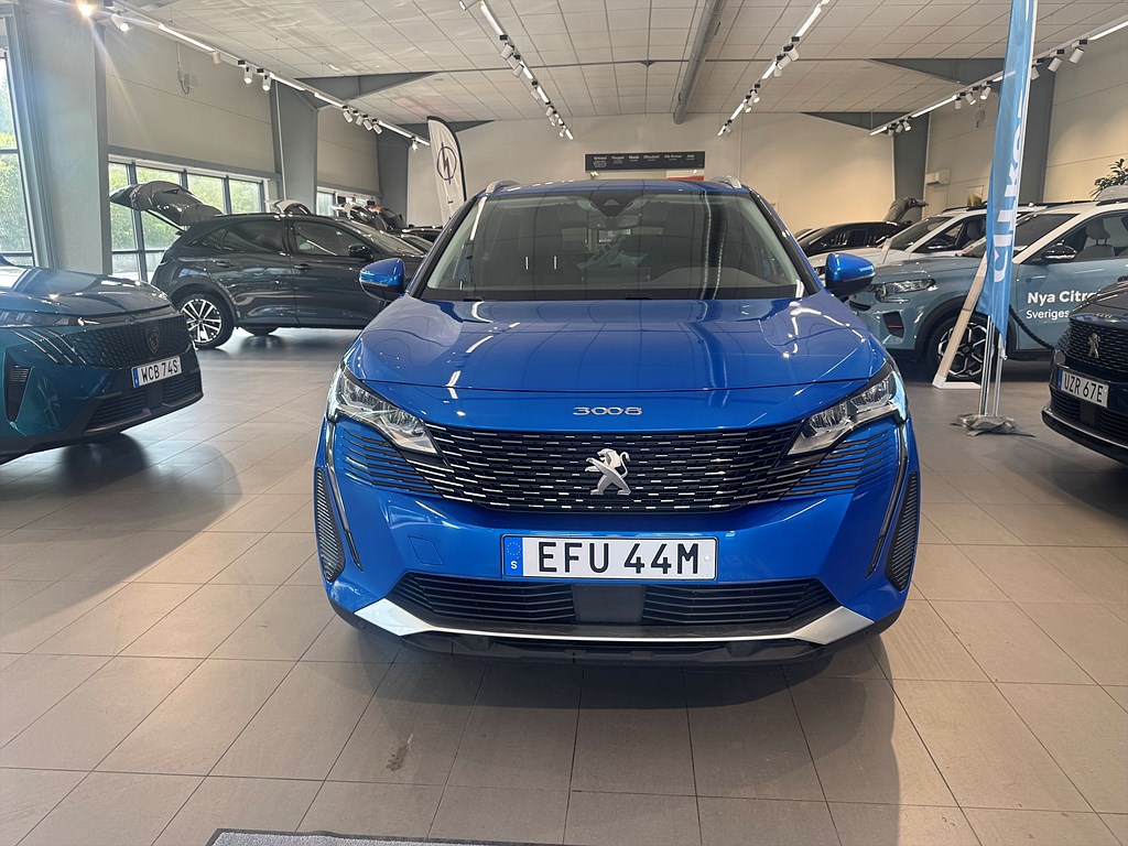 Bild på Allure Hybrid4 300hk Aut AWD - B-KAMERA, DRAG, CARPLAY