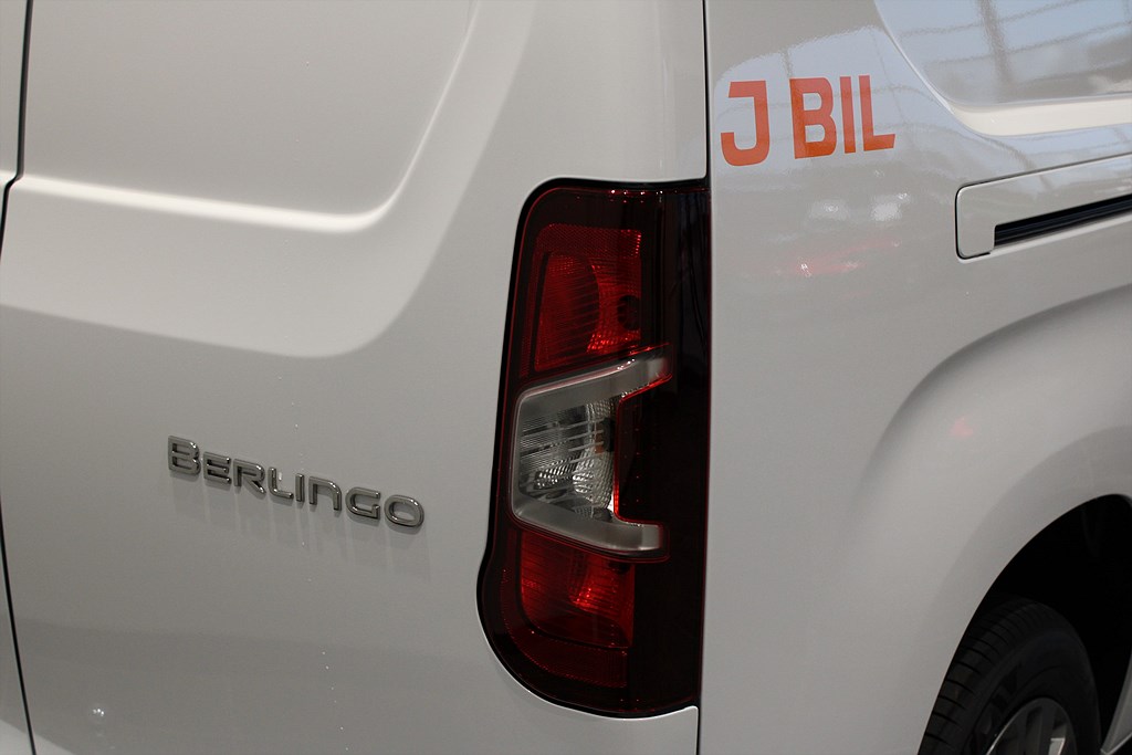 Bild på Business Diesel 130hk Aut L2 - DEMO