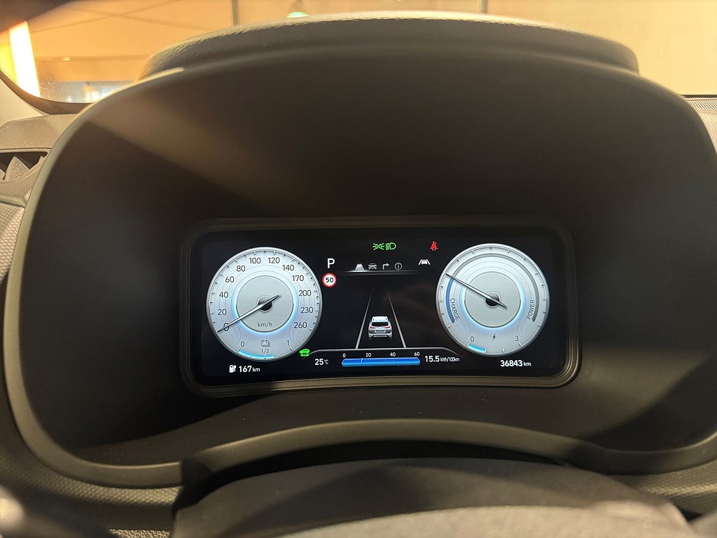 Bild på Electric Essential 39kWh 136hk Aut - B-KAMERA, CARPLAY
