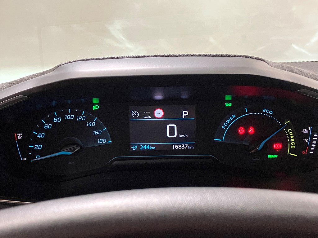 Bild på Active Pack 50kWh 136hk Aut - PRIVATLEASING