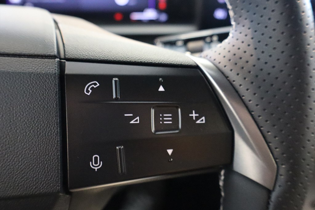 Bild på GS Hybrid 136hk Aut - B-KAMERA, CARPLAY