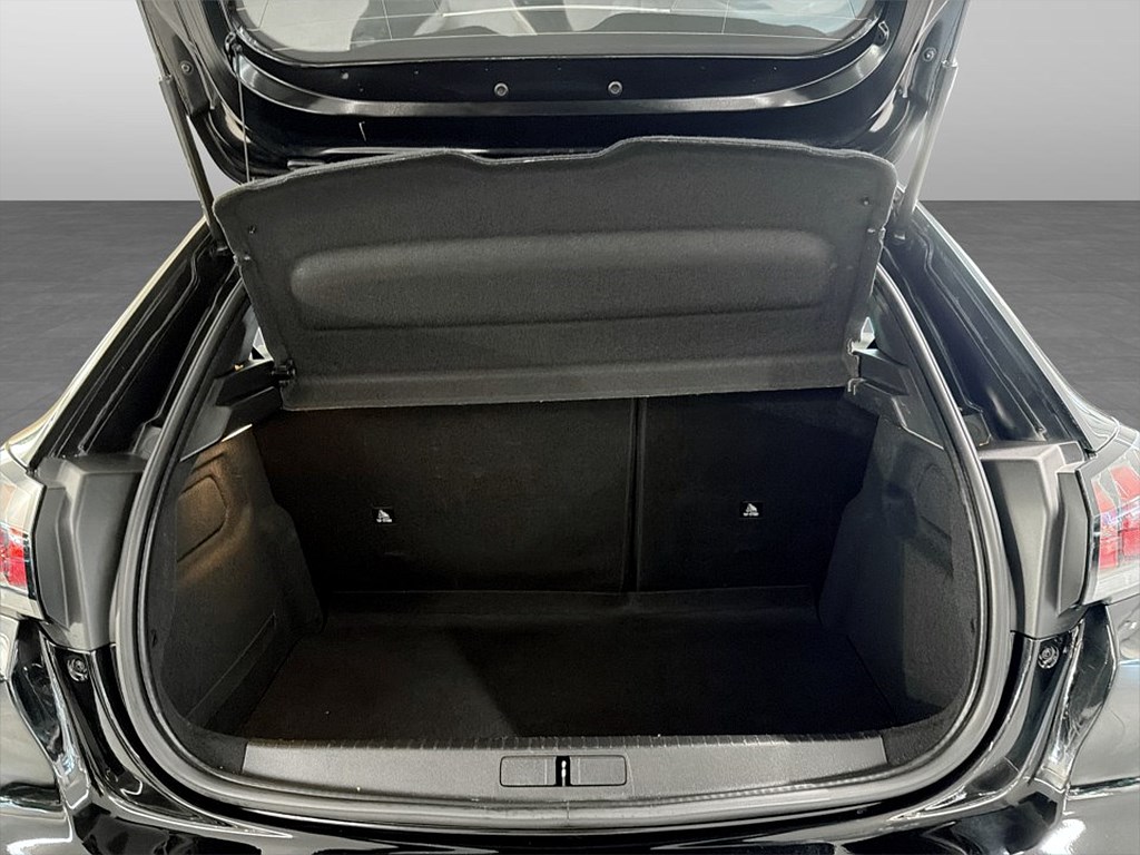 Bild på Active Pack 1.2 PT 100hk Aut - CARPLAY, BACKSENSORER