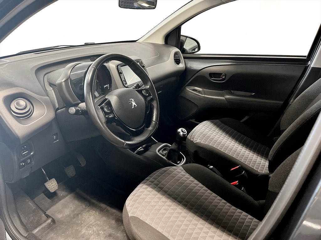 Bild på 5D Active 1.0 72hk - B-KAMERA, CARPLAY