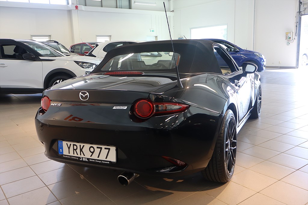 Bild på SKYACTIVE 2.0 160hk - SOFT TOP, NAVI