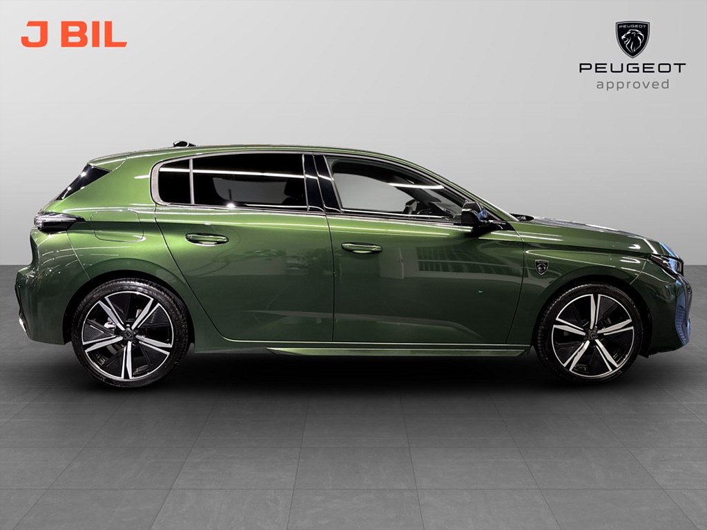 Bild på GT 5D 1.2 PT 130hk Aut - 360-KAMERA, CARPLAY