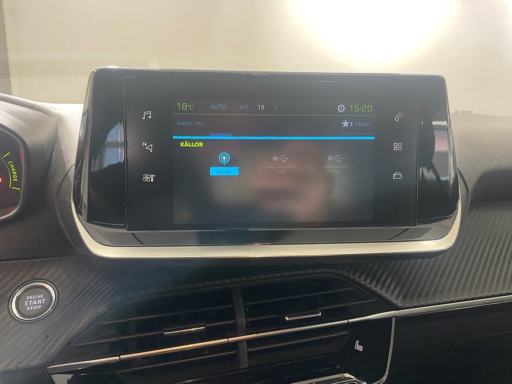 Bild på Active Pack 50kWh 136hk Aut - B-KAMERA, NAV, CARPLAY