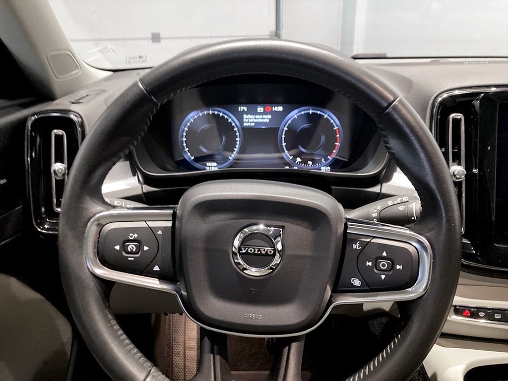 Bild på Momentum T5 250hk Aut - H/K,PANO,360-KAMERA