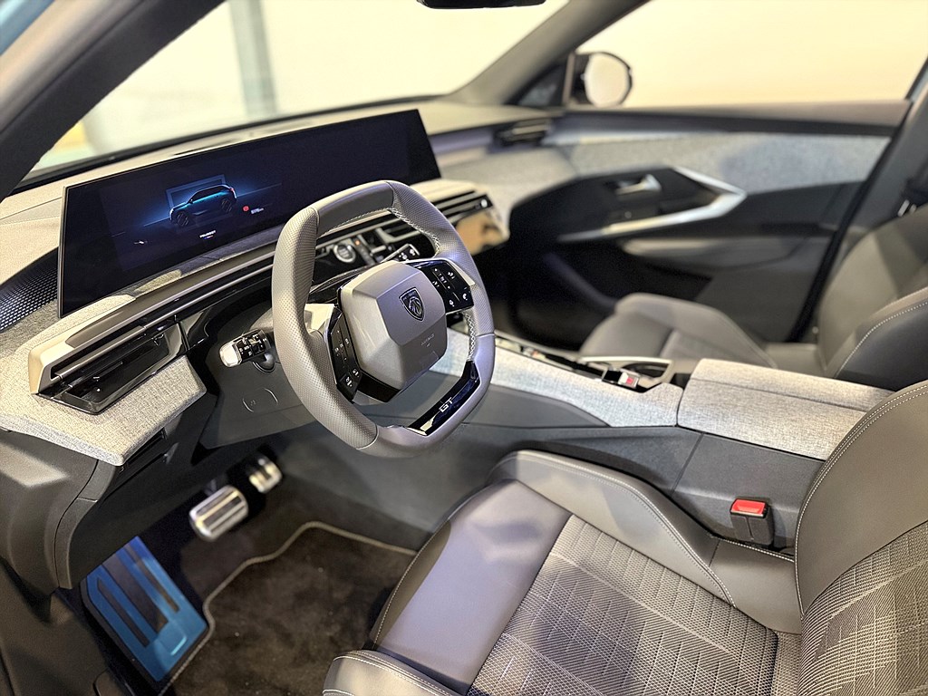 Bild på GT Hybrid 145hk Aut - 7-SITS, B-KAMERA, NAVI